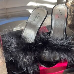 Ellie Black Mules with Fluffy Trim and Metallic Base